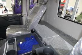 御虎&nbsp;平板运输车驾驶室图片