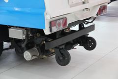 东风 凯普特 63马力 4X2 纯电动扫路车