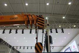 东风商用车底盘&nbsp;随车吊上装图片