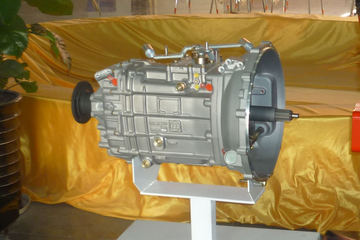 采埃孚ZF651B 6挡 手动挡变速箱