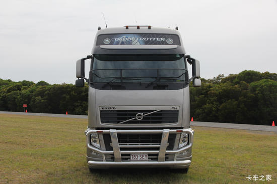 �ֶ��� FH�ؿ� 460���� 6X4 ǣ����