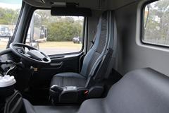 沃尔沃 FMX重卡 410马力 8X4自卸车