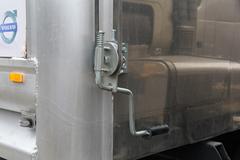 沃尔沃 FMX重卡 410马力 8X4自卸车