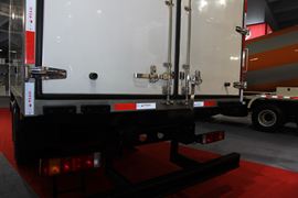 广汽日野底盘&nbsp;冷藏车上装图片