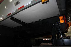 广汽日野 700系列 350马力 8X4 冷藏车(中集牌)(ZJV5311XLCSZ)