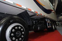 广汽日野 700系列 350马力 8X4 冷藏车(中集牌)(ZJV5311XLCSZ)