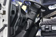 依维柯 EuroCargo系列 299马力 4X4 载货车(ML150E28W5)
