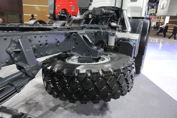 ��ά�� EuroCargoϵ�� 299���� 4X4 �ػ���(ML150E28W5)ͼƬ