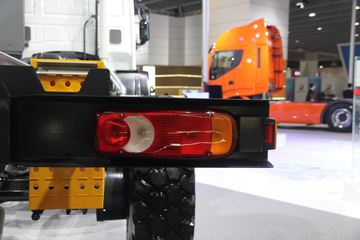 ��ά�� EuroCargoϵ�� 299���� 4X4 �ػ���(ML150E28W5)ͼƬ