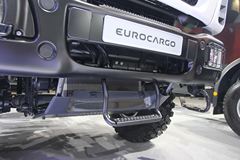 依维柯 EuroCargo系列 299马力 4X4 载货车(ML150E28W5)