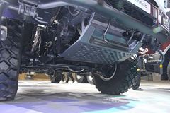 依维柯 EuroCargo系列 299马力 4X4 载货车(ML150E28W5)
