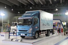 跃进 超越C300 140马力 4.18米单排厢式轻卡