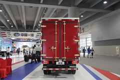 跃进 超越C300 140马力 3.8米排半厢式轻卡