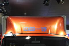 一汽通用 F330速豹 150马力 4.8米排半厢式轻卡(CA1063PK45L3R5E1)