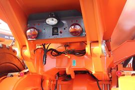 铰接式卡车&nbsp;铰接式卡车底盘                                                图片