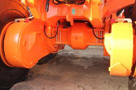 铰接式卡车&nbsp;铰接式卡车底盘                                                图片