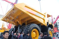 三一 SET230电驱动 矿山车