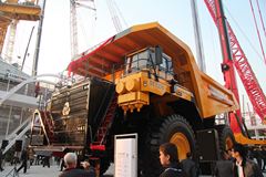 三一 SET230电驱动 矿山车