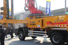 徐工 新一代K系列 50米混凝土泵车(奔驰底盘)