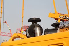 徐工 新一代K系列 车载式混凝土泵车(东风天锦底盘)