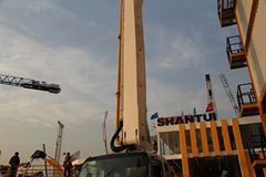 山推 56米混凝土泵车(五十铃底盘)