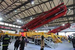 三一 56米混凝土泵车(奔驰底盘)