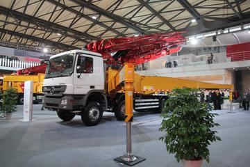 三一 56米混凝土泵车(奔驰底盘)