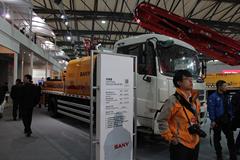 三一 混凝土车载泵(东风底盘)