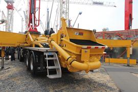 奔驰底盘 泵车&nbsp;泵车底盘                                                图片