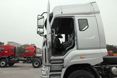 东风柳汽 乘龙康明斯M7C重卡 380马力 6X4 牵引车(豪华版)