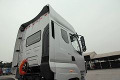 东风柳汽 乘龙康明斯M7C重卡 380马力 6X4 牵引车(豪华版)