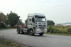 东风柳汽 乘龙康明斯M7C重卡 380马力 6X4 牵引车(豪华版)