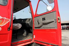 东风柳汽 龙卡 290马力 6X2 长头牵引车(LZ4231JCQ)