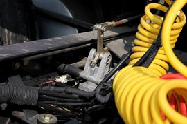 龙卡&nbsp;牵引车底盘                                                图片