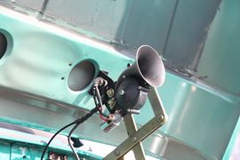 龙卡开山王&nbsp;自卸车外观                                                图片