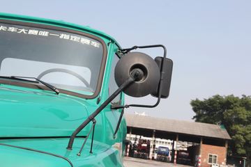 �������� ������ɽ���п� 180���� 4X2 4.2����ж��ͼƬ