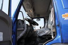 东风柳汽 乘龙中卡 140马力 4X2 6.1米仓栅式载货车(LZ5081CSLAL)