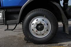 东风柳汽 乘龙中卡 140马力 4X2 6.1米仓栅式载货车(LZ5081CSLAL)
