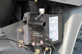 乘龙M5&nbsp;牵引车底盘                                                图片