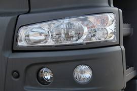 乘龙M5&nbsp;牵引车外观                                                图片