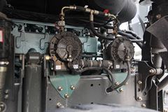 中国重汽 HOWO 380马力 6X4 LNG混凝土搅拌车(ZZ5257GJBN4047D1L)