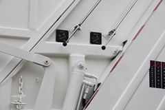 中国重汽 HOWO 266马力 4X2 垃圾车(青专牌)(QDZ5161ZYSZH)