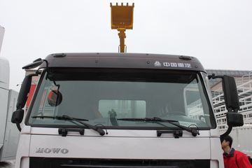 重汽豪沃(HOWO)底盘&nbsp;垃圾运输车外观图片