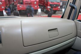 HOWO T5G&nbsp;自卸车驾驶室                                               图片