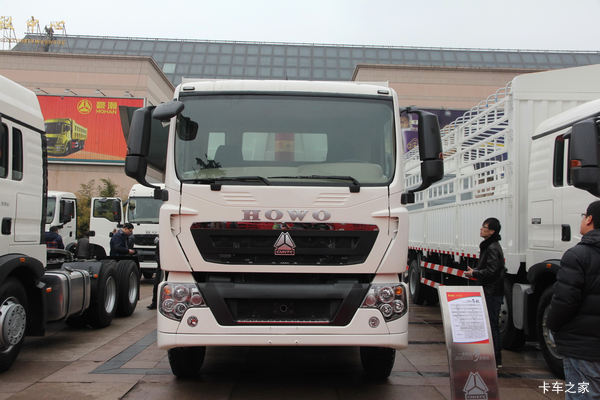 HOWO T5G 自卸车