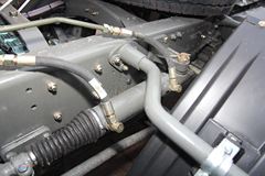 中国重汽 豪瀚重卡 336马力 6X2 牵引车(ZZ4255N25C6C1B)