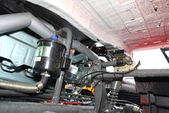 中国重汽 豪瀚重卡 336马力 6X2 牵引车(ZZ4255N25C6C1B)