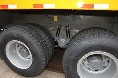 中国重汽 豪瀚 300马力 6X4 5.8米自卸车(ZZ3255M3846C1)