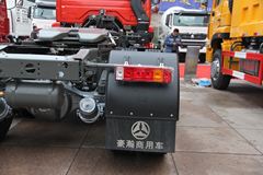 中国重汽 豪瀚重卡 340马力 6X4 牵引车(ZZ4255N3246C1B)