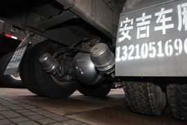 豪瀚J7B&nbsp;载货车底盘                                                图片